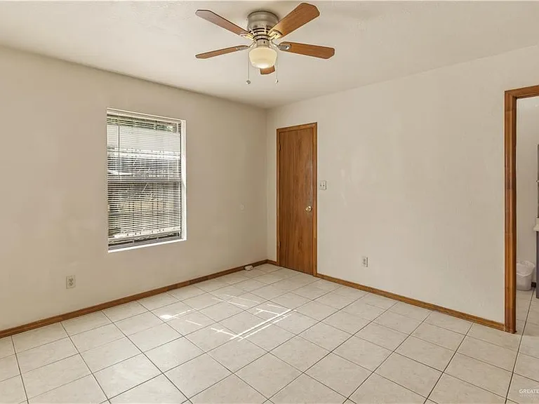 301 Jessica Jane Ave — Photo 12