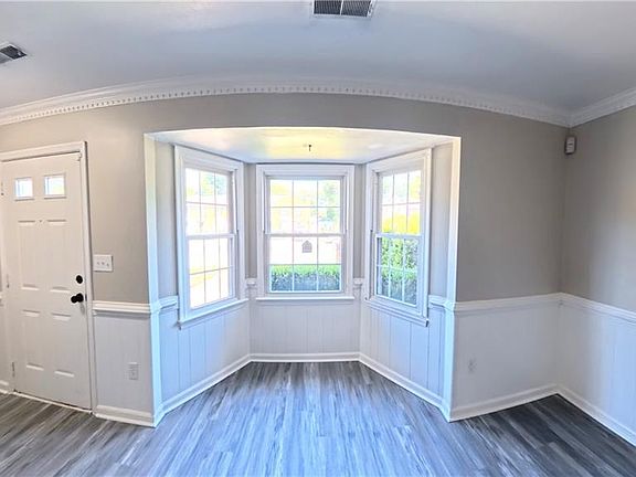 5th image of 63 Colonial Way