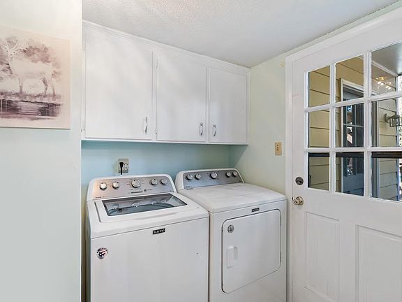 Laundry Room Cabinet