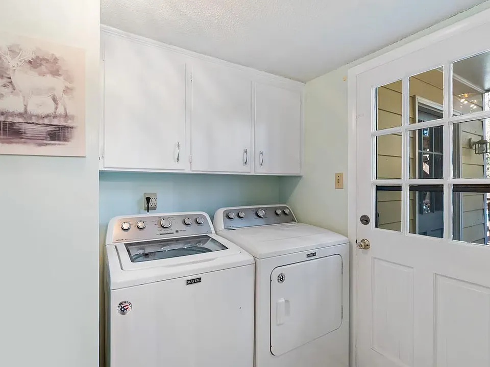 Laundry Room Cabinet