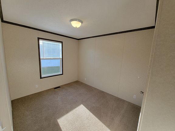 4th image of 222 McAuliffe Dr #222