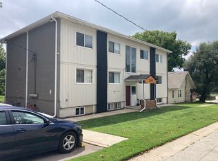 120 Kindred Ave #1, Bonner Springs, KS 66012