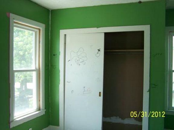 4th image of 139 N Vine St