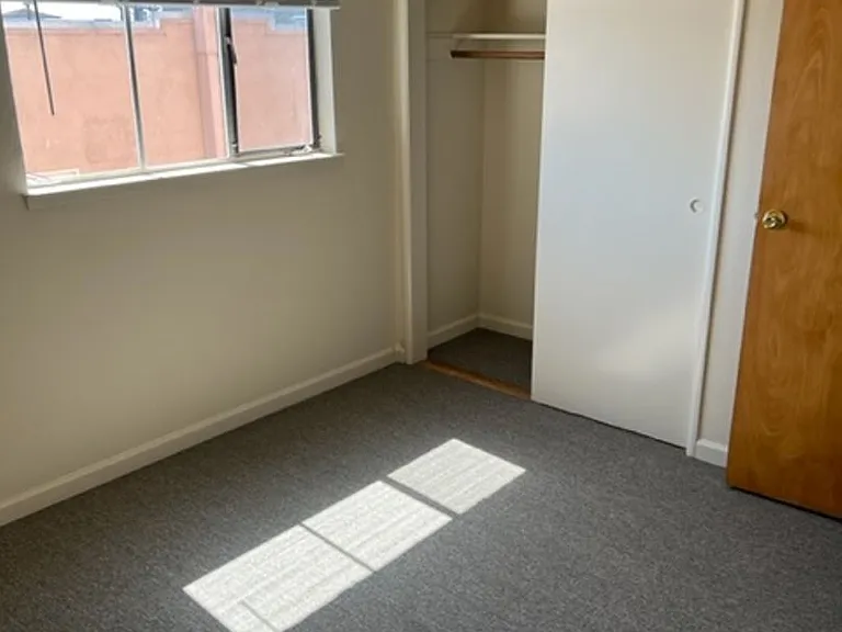 252 Acton Pl — Photo 11