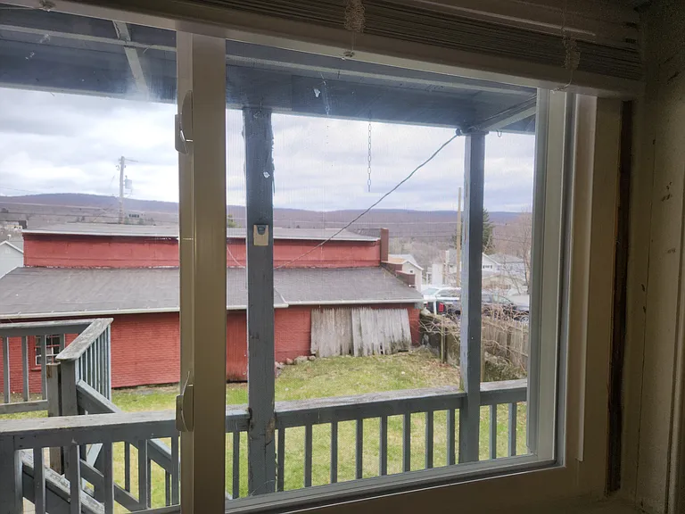 614 Main St #B1 — Photo 15