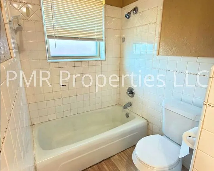 509 NW 61st St — Photo 5