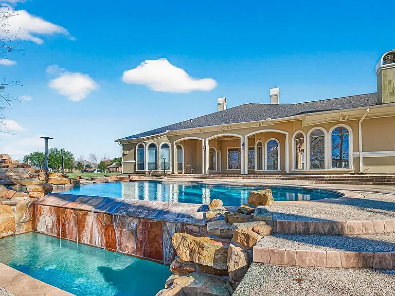 Pool & Waterfall_01182026