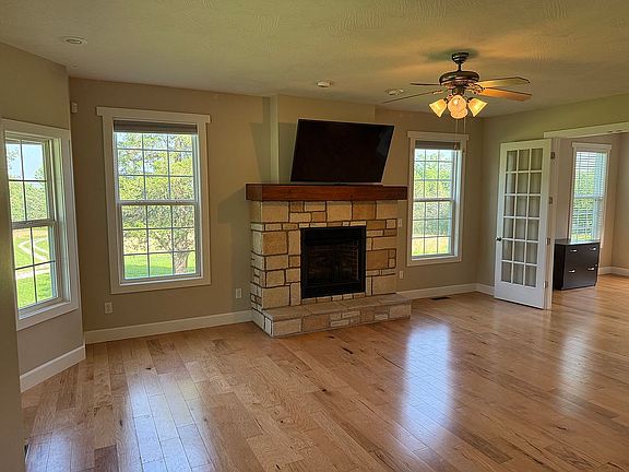 4th image of 5389 E Farm Road 52