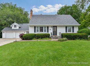 602 N President St, Wheaton, IL 60187