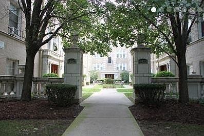 1st image of 4505 N Greenview Ave