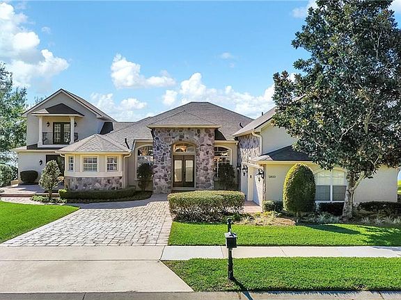2nd image of 12833 Magnolia Pointe Blvd