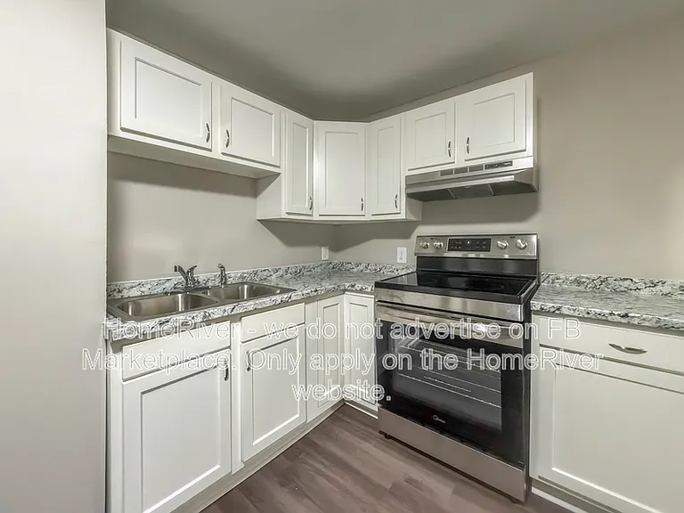3909 W Broadway — Photo 7