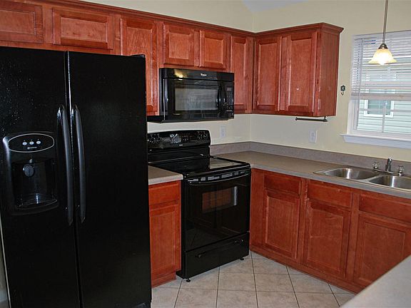 2nd image of 2374 Flintstone Dr