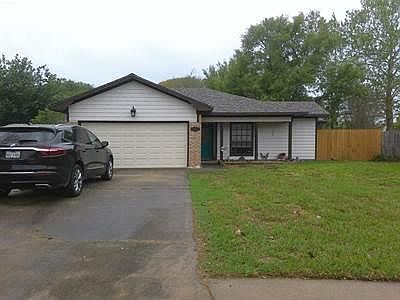 1st image of 7 Columbella St