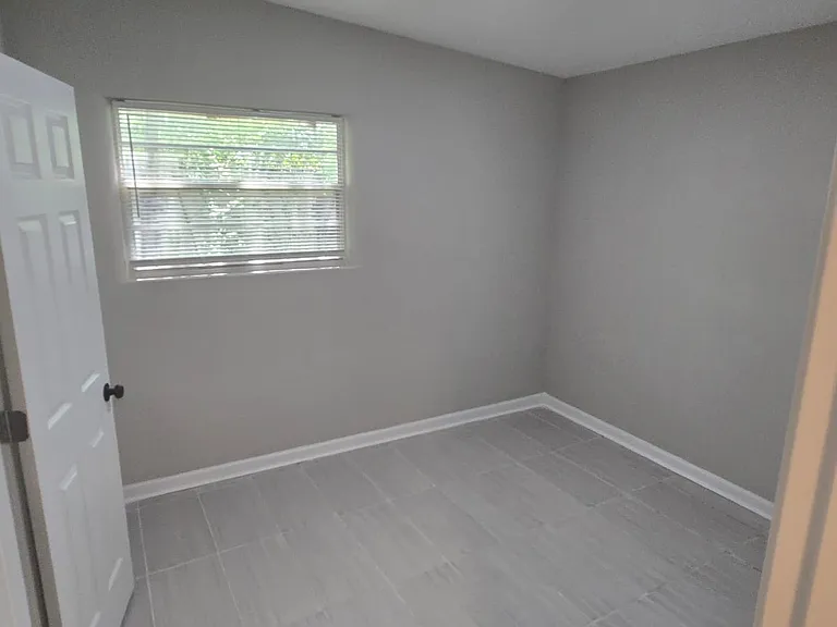 10242 Westmar Rd — Photo 8