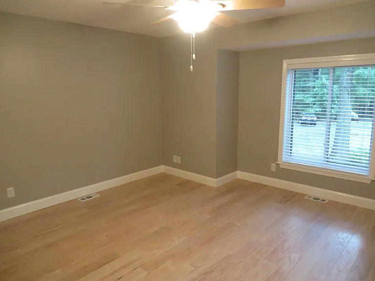11 Dunvegan Woods — Photo 10