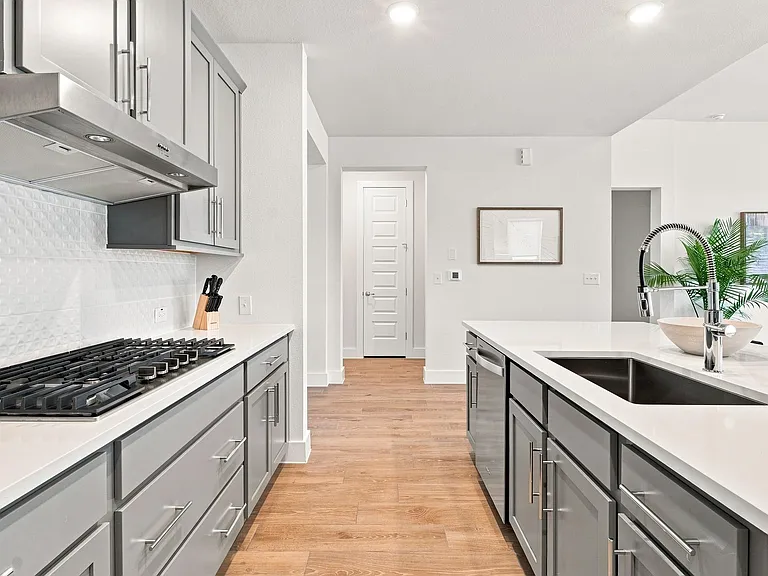 9608 Hamadryas Dr — Photo 11
