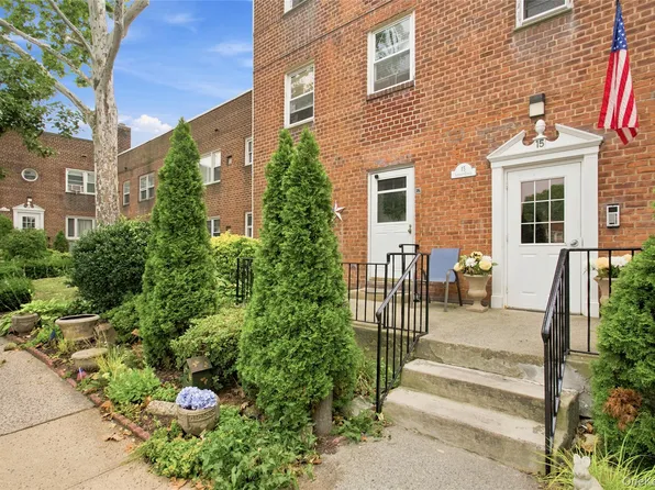 15 Leewood #2L, Eastchester, NY 10709