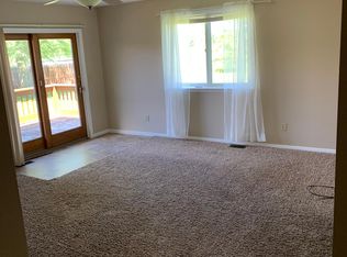 1501 E Pierson Rd, Flushing, MI 48433