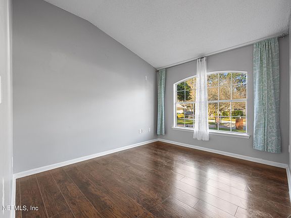 5th image of 7987 SEAHAVEN Court
