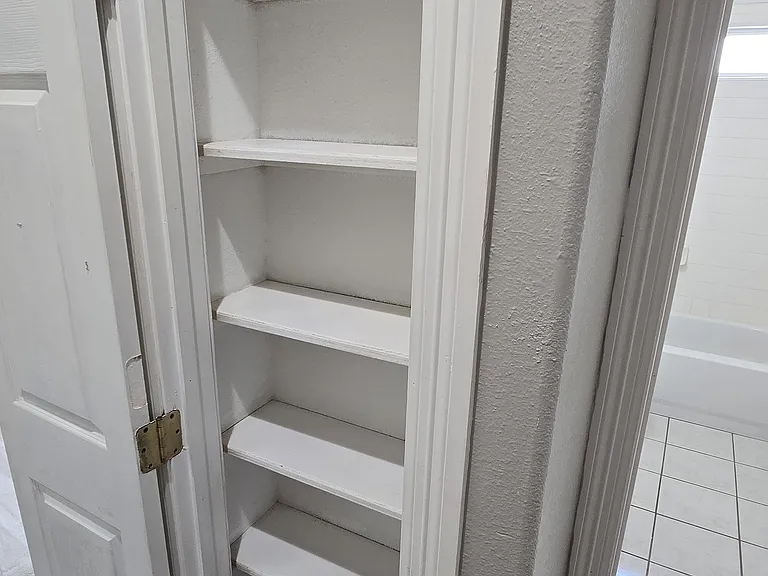 414 Manor Ave — Photo 23