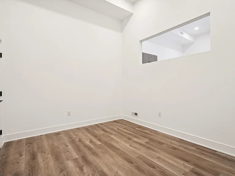 1420 Point Breeze Avenue — Photo 31