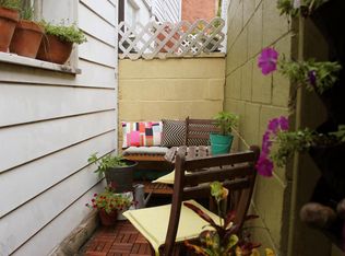 724 Salter St, Philadelphia, PA 19147