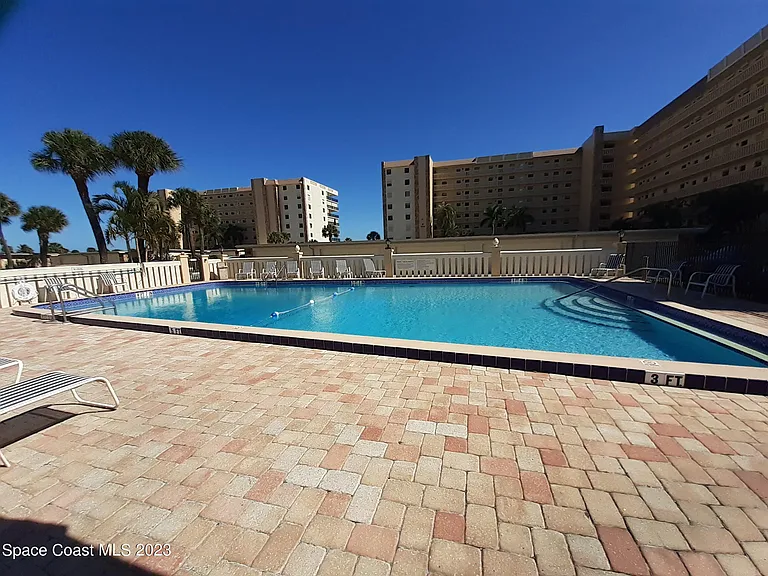 1860 N Atlantic Ave #402 — Photo 32