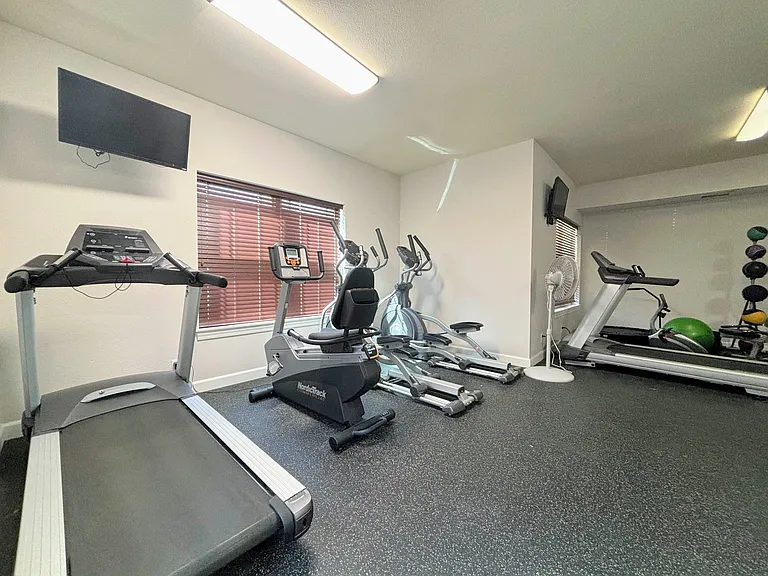 1411 Genesis Dr #2 — Photo 17