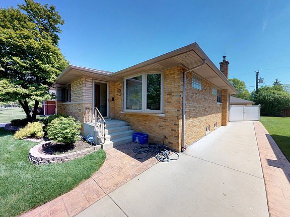 2nd image of 1513 Harrison Ave
