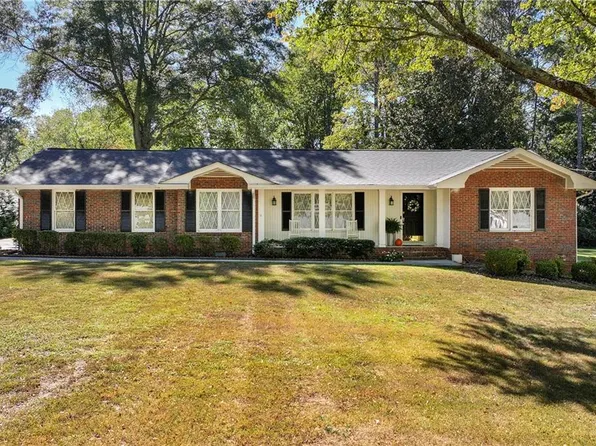 4109 Brymond Dr, Tucker, GA 30084