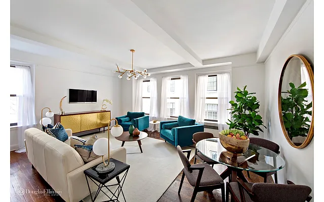 Sold by Douglas Elliman | media 17