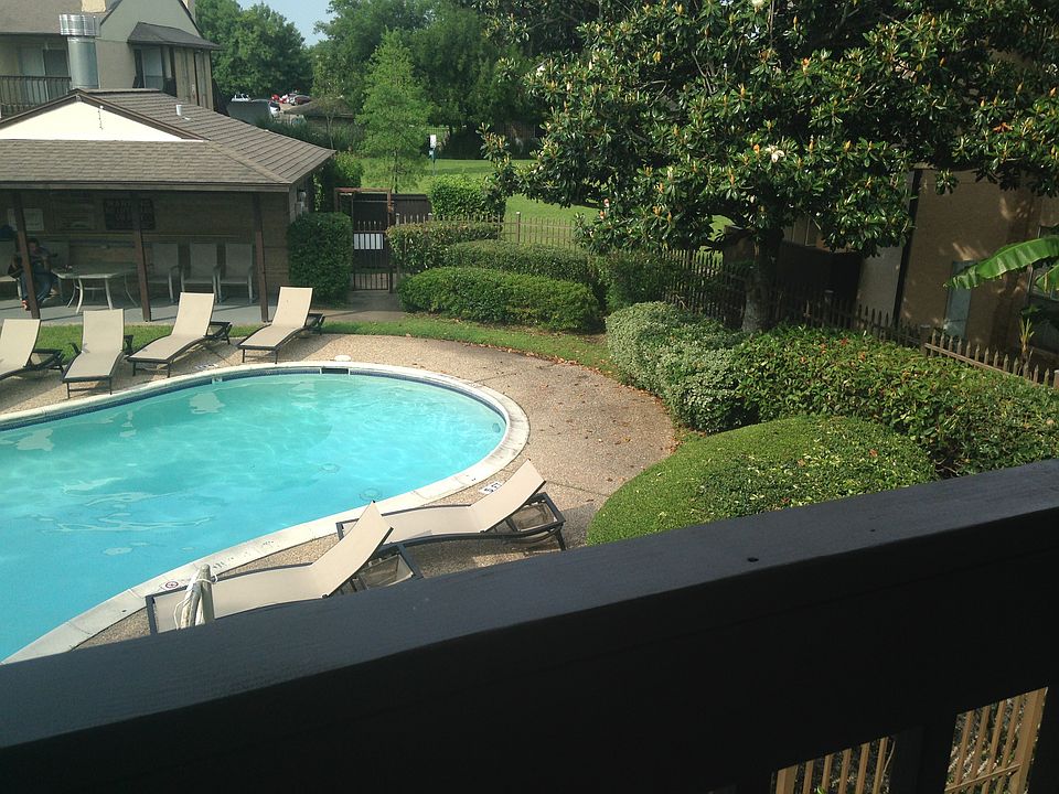 upstairs balcony view