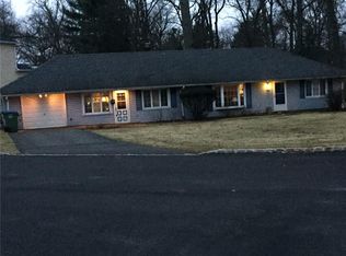 24 Hillwood Ave, Edison, NJ 08820