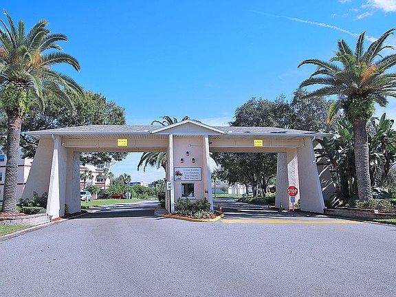 2nd image of 6595 Shoreline Dr #8504