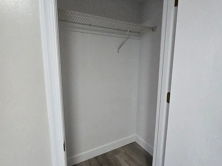 29 McCulloh St — Photo 14