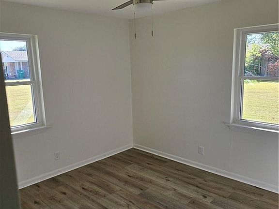 5th image of 2528 Saint Francis St