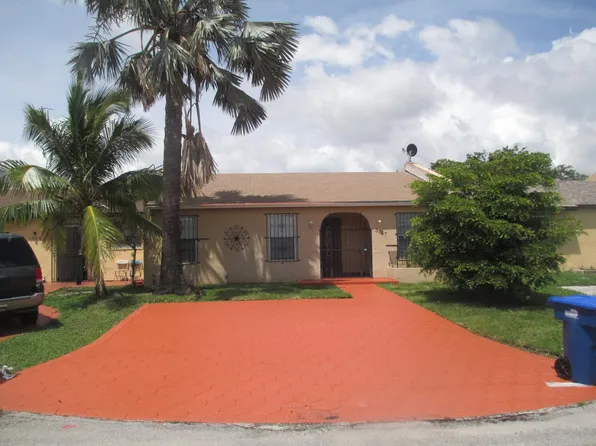 3047 NW 204th Ter, Miami Gardens, FL 33056