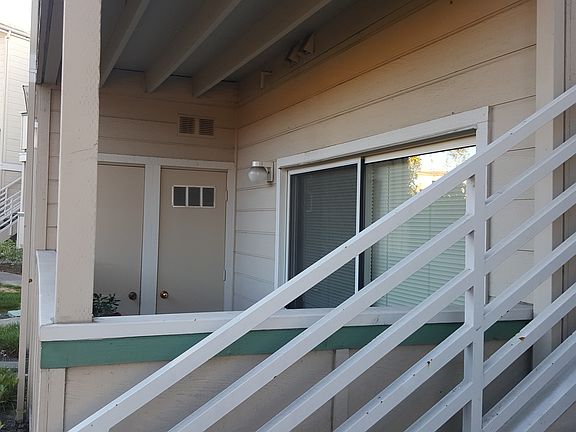 3rd image of 1490 Thrush Ave APT 26