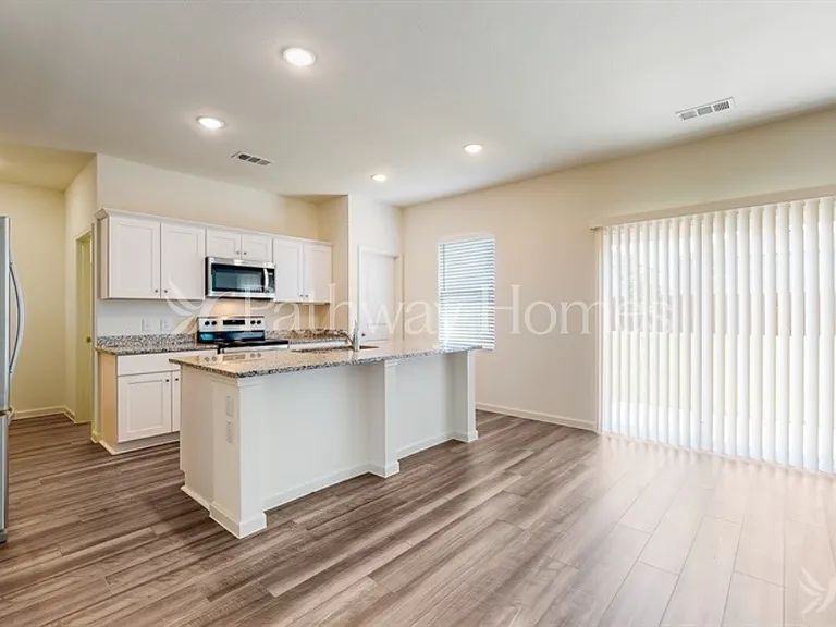 1428 Ancer Way — Photo 6