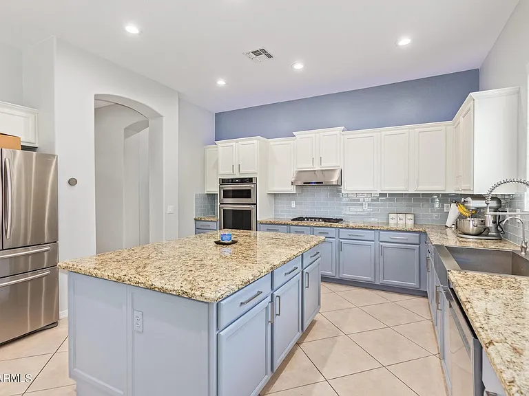 4250 S Lafayette Dr — Photo 11