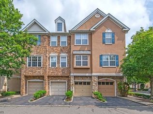 3 Devonshire Dr, Clifton, NJ 07013
