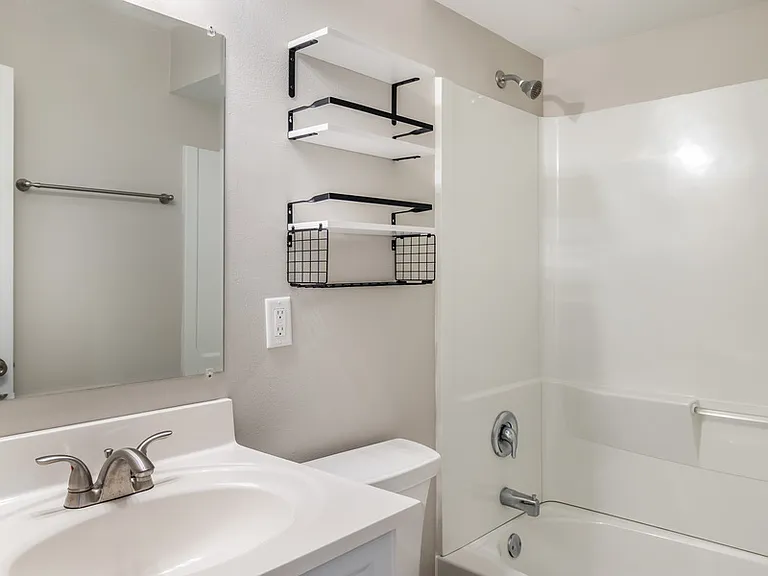 7185 Euston St #2 — Photo 7