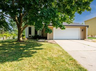 107 Regal Dr, Normal, IL 61761