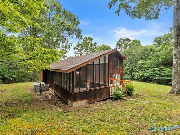 2nd image of 3609 Gann Rd SW