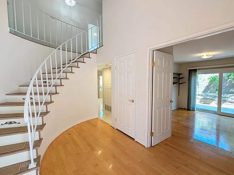 705 Lone Eagle Rd — Photo 6