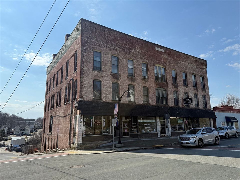 1st image of 106 Main St