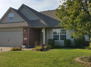 7926 Cedar Point Dr, Newburgh, IN 47630