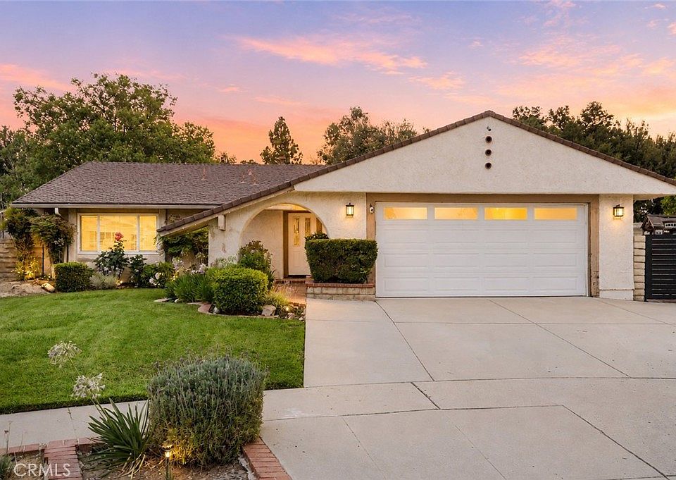 1st image of 2391 Timberlane Cir