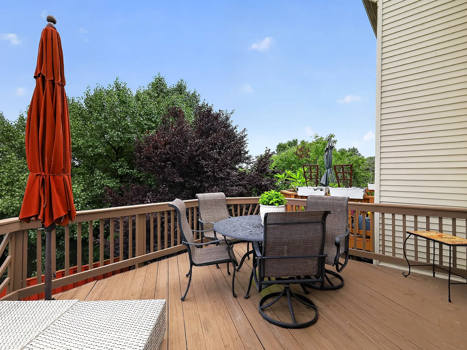 3 bed, 1874 sqft, $3,000 — Photo 3